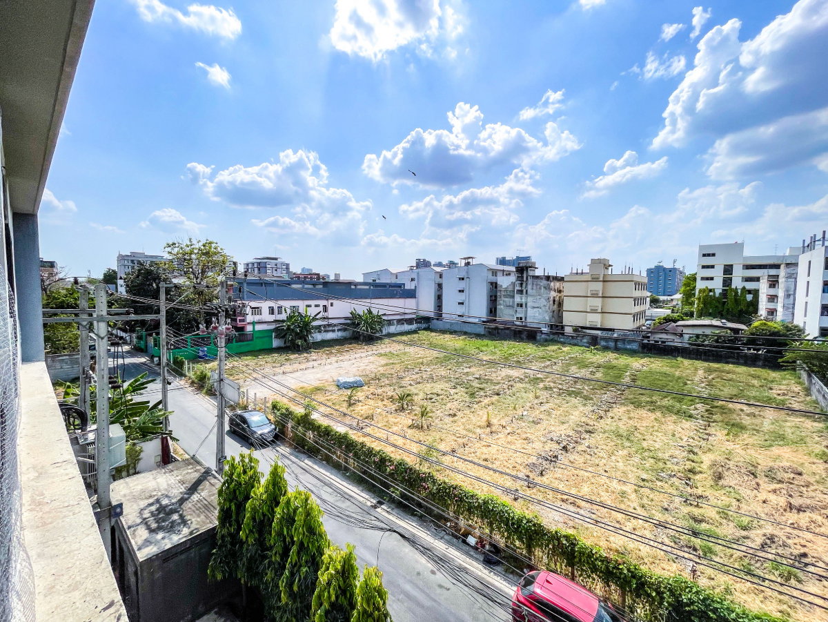 picture 𝐕𝐢𝐥𝐥𝐚 𝐋𝐚𝐬𝐚𝐥𝐥𝐞 for sale. - 33/52