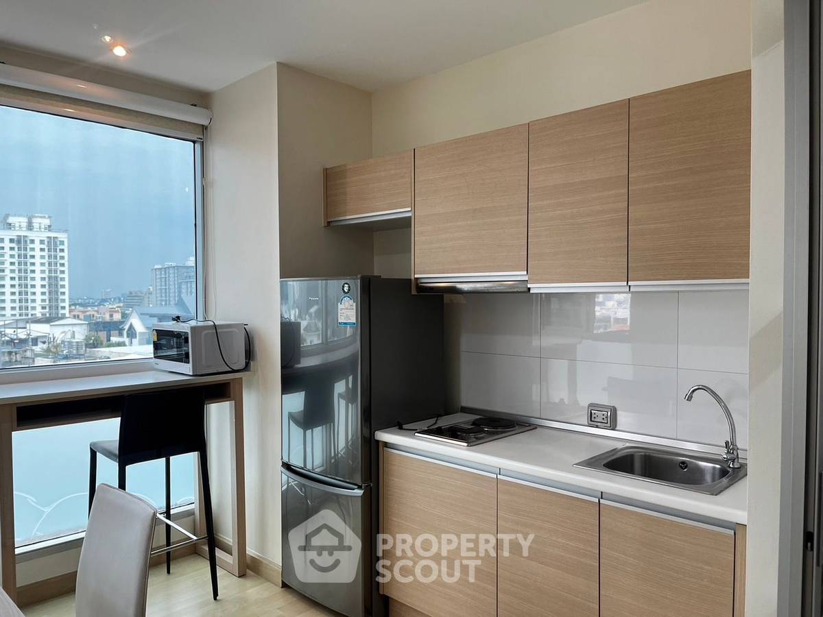 picture 1-BR Condo at Rhythm Ratchada near MRT Ratchadaphisek (ID 646157) - 1/16