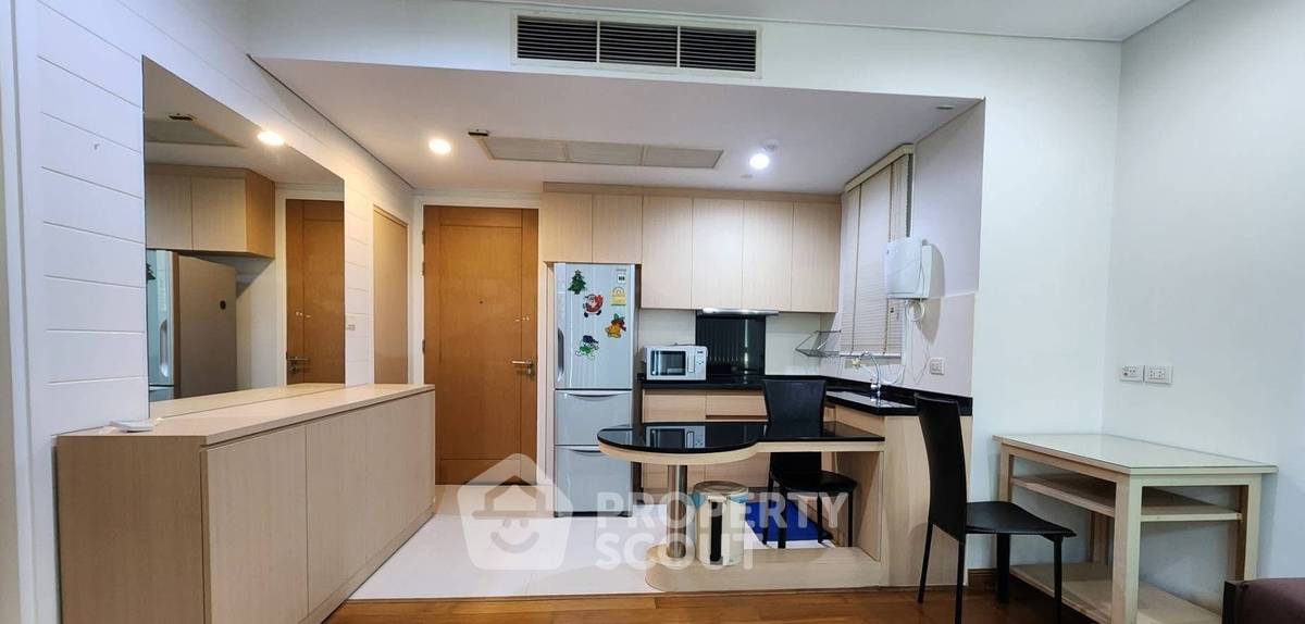 รูป คอนโด 1-ห้องนอน ที่ วินด์ สุขุมวิท 23 ใกล้ BTS อโศก (ID 2575402) - รูปที่ 1/5