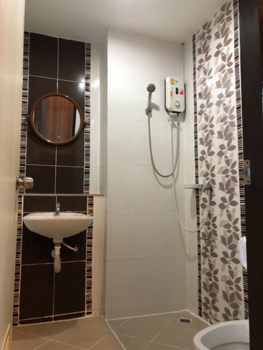 รูป ขายหอพัก ใกล้มหาวิทยาลัยแม่โจ้ ห้องแอร์ทั้งหมด ผู้เช่าเต็ม ความสะดวกสบายครบครัน  เหมาะสำหรับลงทุนบริหารต่อ -SW003567 - รูปที่ 11/20