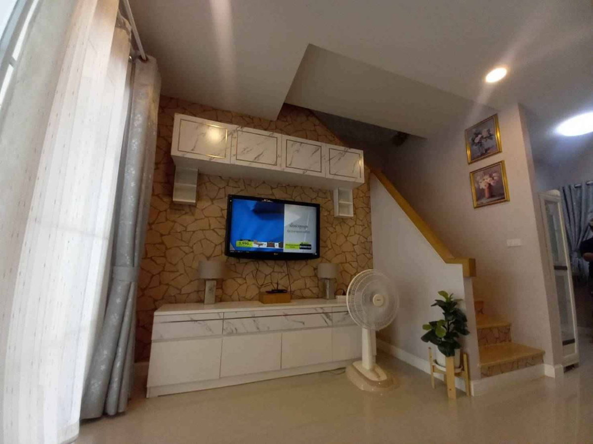 รูป ให้เช่าทาวน์เฮาส์ 2 ชั้น 3 นอน 3 น้ำ หมู่บ้าน ดีญ่าวาเลย์ บ่อสร้างสันกำแพง-เชียงใหม่ พร้อมอยู่ (R999) T.0946511456 - รูปที่ 5/13