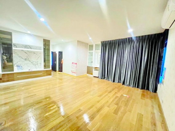 รูป เลียบทางรถไฟ บรมราชชนี ฉิมพลี 4 นอน 4 น้ำ ถ.ชักพระ ใกล้สน.ตลิ่งชัน 500 ม.71ตร.วา. 280 ตร.ม. บ้านเดี่ยว 2.5ชั้น ตลาดน้ำตลิ่งชัน 900ม. - รูปที่ 2/8