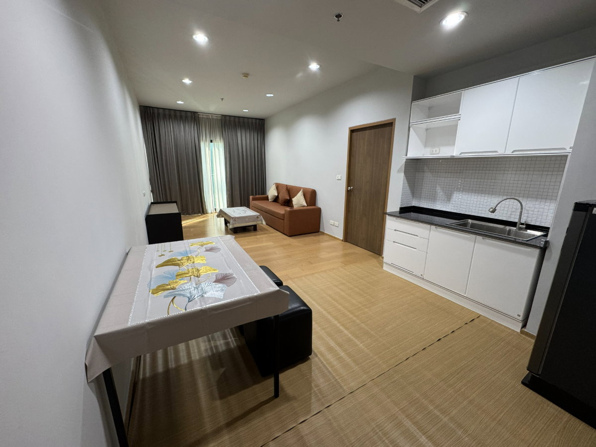 picture Condo for Rent: 1-Bedroom Unit at Noble Revent - 5/15