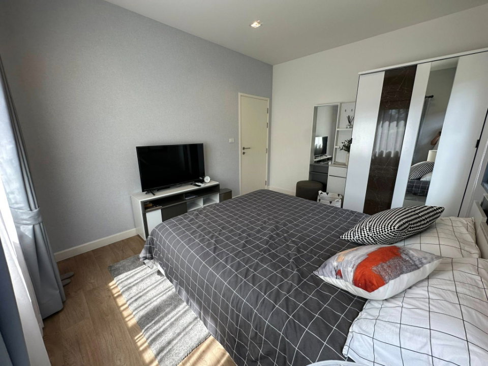 รูป ให้เช่าบ้านสวยโครงการคุณภาพจาก Sansiri  บุราสิริ สันผีเสื้อ บรรยากาศเงียบสงบ สไตล์รีสอร์ทล้านนา เดินทางสะดวก ใกล้รวมโชคมอลล์ -RW007799 - รูปที่ 17/31