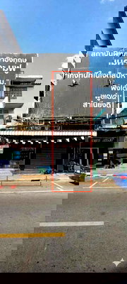 Shophouses for rent Bangkok : Commercial Shophouse for Rent — 4 Floors, Next to Giant Swing & Tiger God Shrine, Heart of Rattanakosin, Bangkok | inquiries welcome 