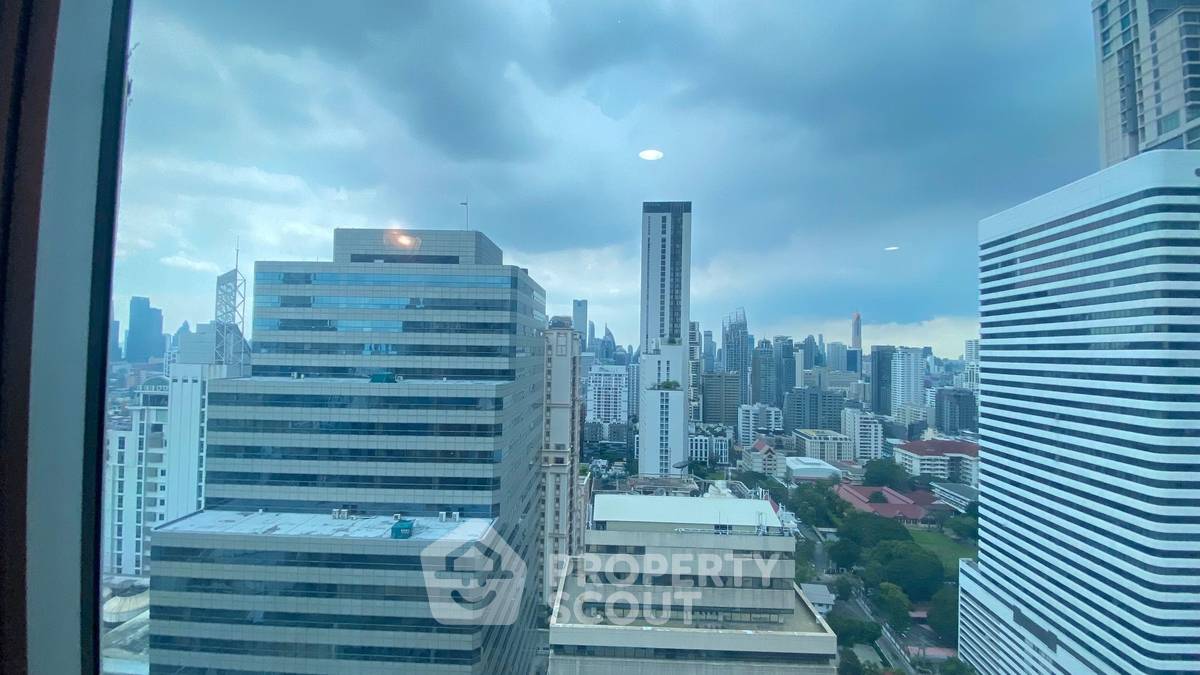 picture 2-BR Condo at Asoke Place near MRT Sukhumvit (ID 2770065) - 10/10