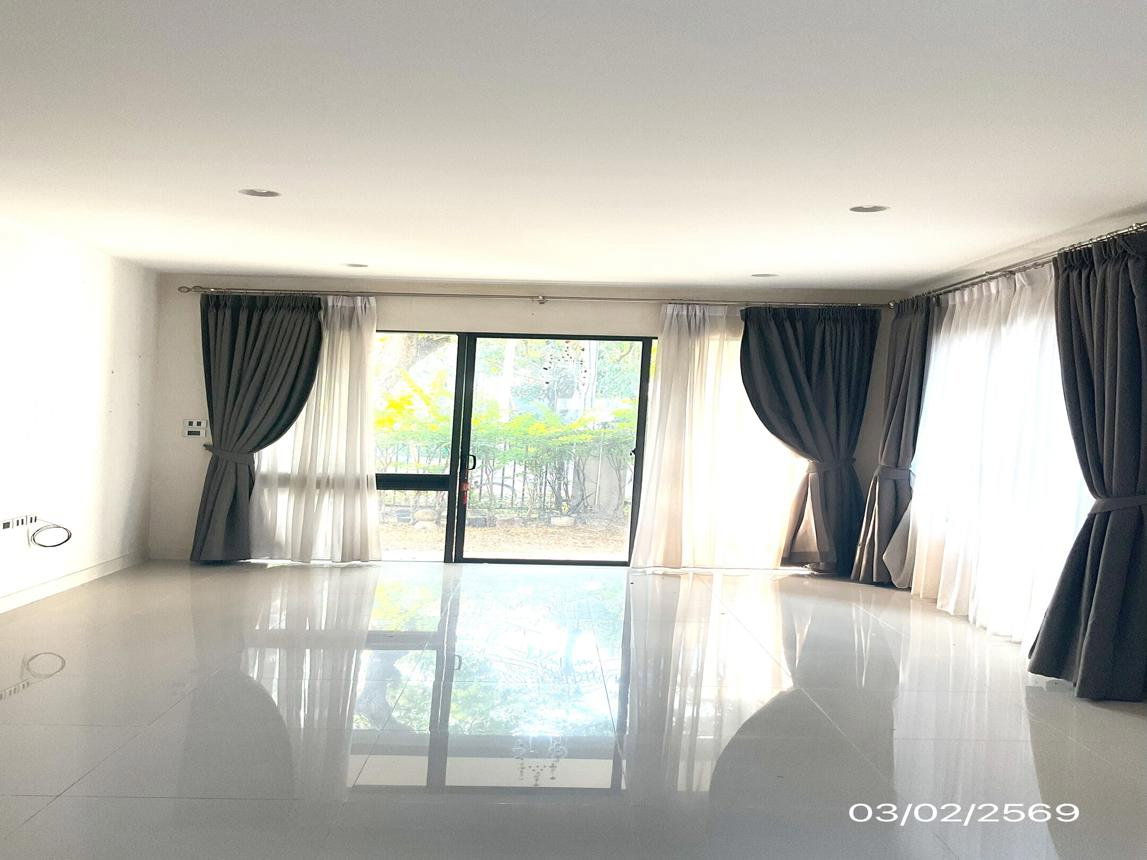 รูป ขายบ้านเดี่ยว บุราสิริ วัชรพล Burasiri Watcharapol จากแสนสิริ สายไหม กรุงเทพมหานคร.บนทำเลที่ตอบโจทย์ครอบครัว ให้คุณใช้ชีวิตง่ายๆ - รูปที่ 2/12