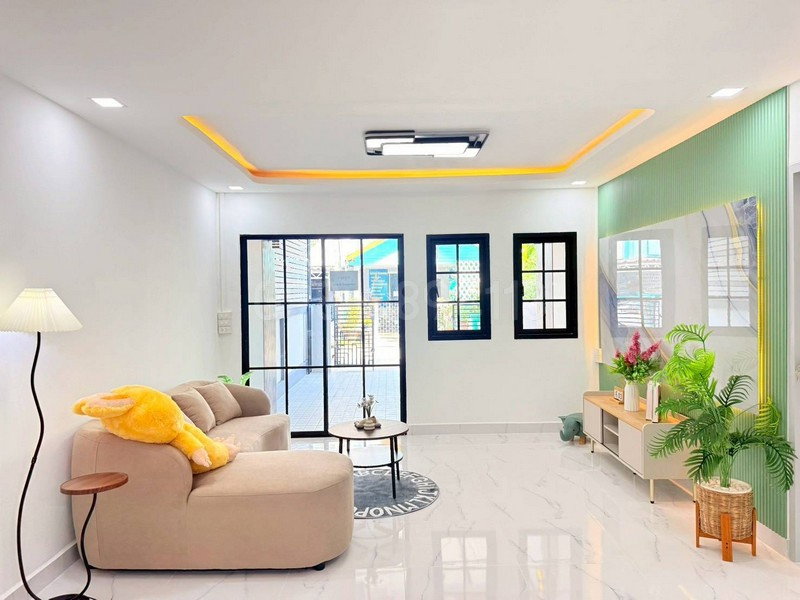 รูป ขายทาวน์เฮาส์ 2 ชั้น หมู่บ้านอัมรินทร์ 3 บ้านสวย พร้อมอยู่ แถมเฟอร์นิเจอร์ครบครัน เนื้อที่ 24 ตรว 3นอน 2น้ำ ใกล้รถไฟฟ้าสายสีเขียว - รูปที่ 3/8
