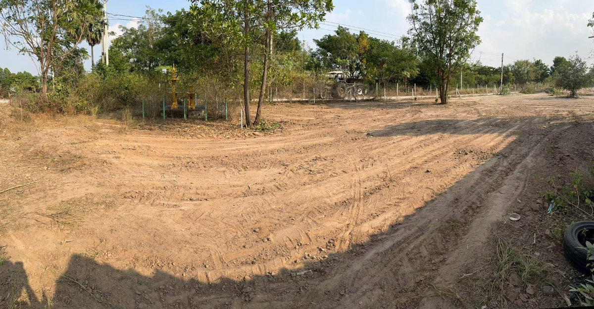 รูป ที่ดินพร้อมบ้านพัก ขนาด 5 ไร่ มีน้ำประปา ไฟฟ้า พร้อมใช้ - รูปที่ 3/7