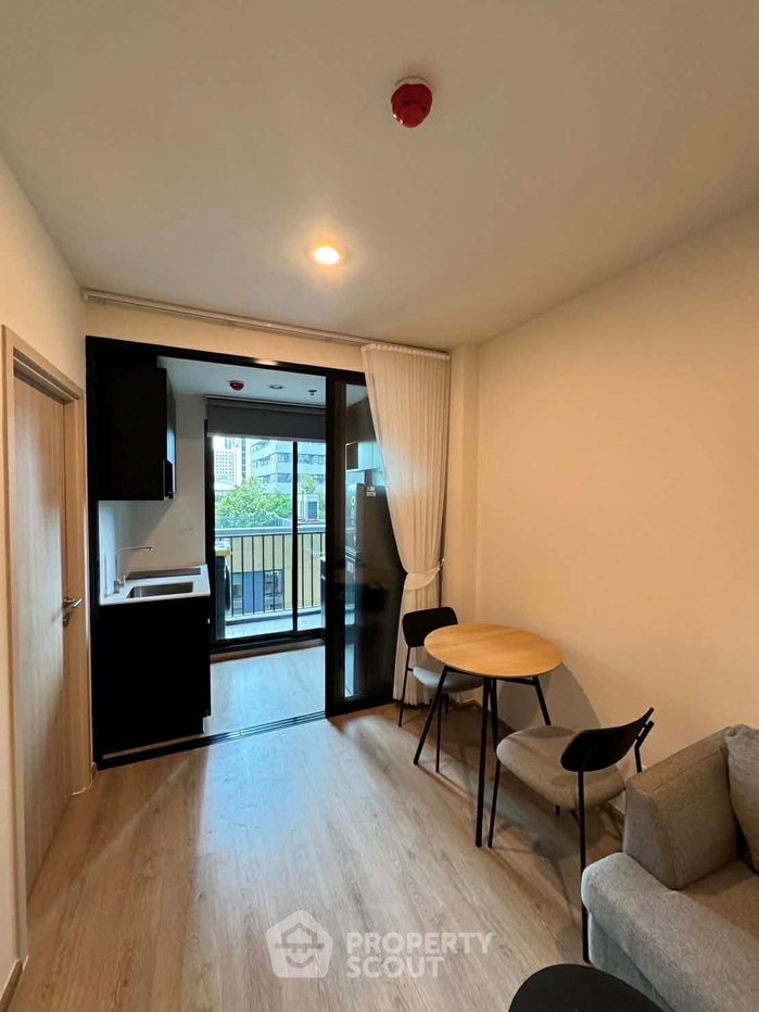 รูป คอนโด 1-ห้องนอน ที่ นิว ดิสทริค อาร์9 ใกล้ MRT พระราม 9 (ID 2759861) - รูปที่ 2/8