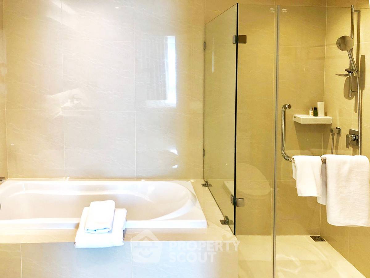 รูป คอนโด 2-ห้องนอน ที่ วีธารา สุขุมวิท 36 ใกล้ BTS ทองหล่อ (ID 2751207) - รูปที่ 11/12