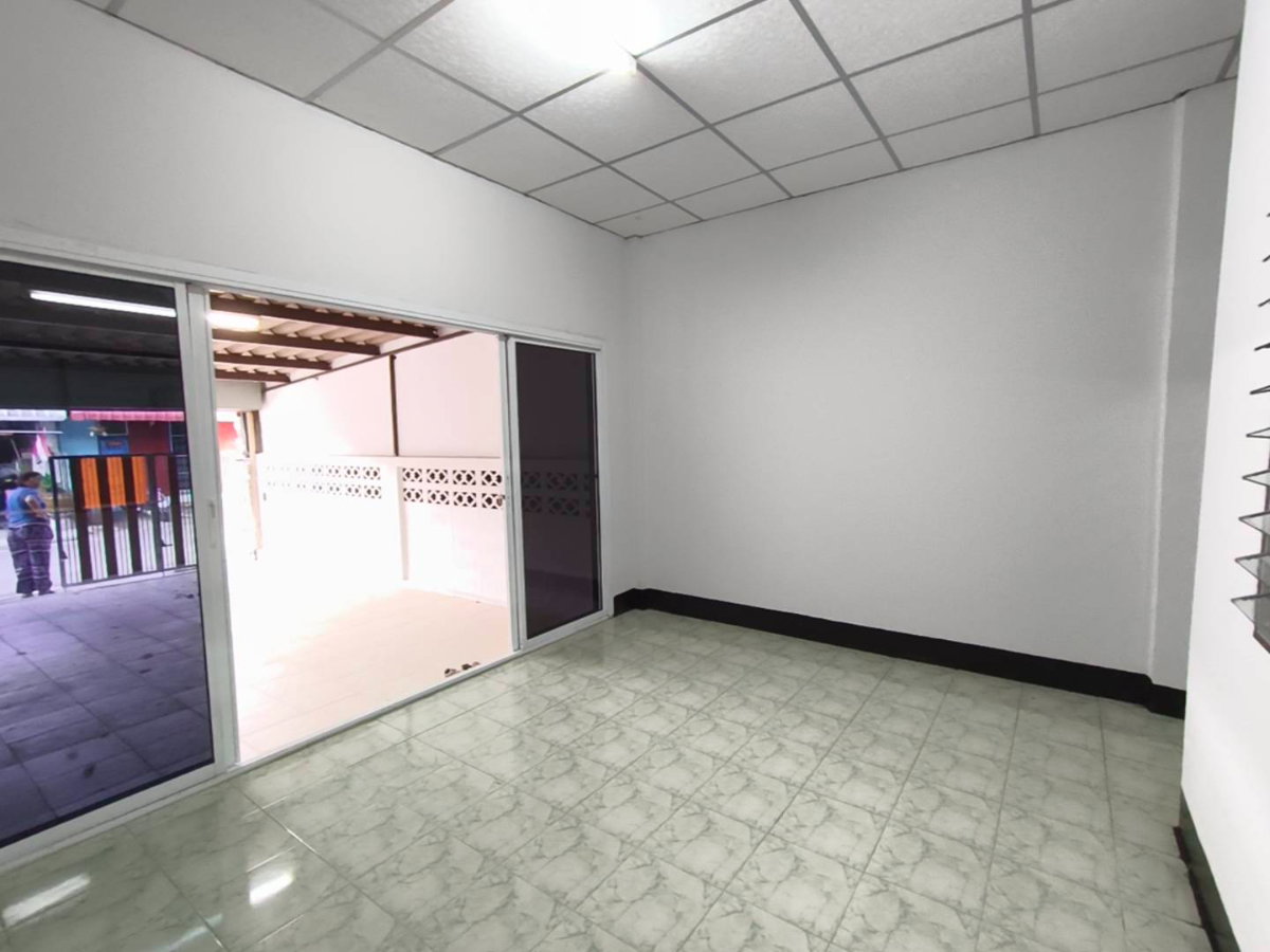 รูป ขายบ้านทาวน์เฮ้าชั้นเดียวถนน 9 กิโล ใกล้ถนนเส้นหลัก  - รูปที่ 5/10