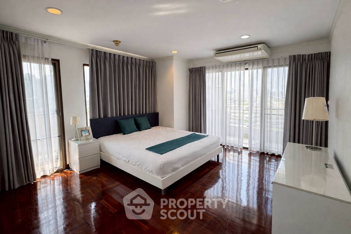 รูป คอนโด 3-ห้องนอน ที่ ริชมอนด์ พาเลส คอนโดมิเนียม ใกล้ BTS พร้อมพงษ์ (ID 2768899) - รูปที่ 11/17