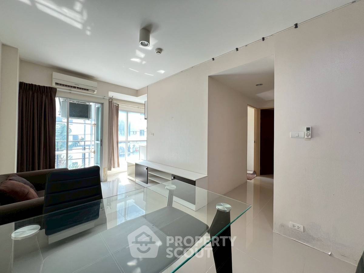 รูป คอนโด 2-ห้องนอน ที่ ดิ เออร์บาโน่ รัชดาภิเษก 19 ใกล้ MRT รัชดาภิเษก (ID 2769243) - รูปที่ 1/27