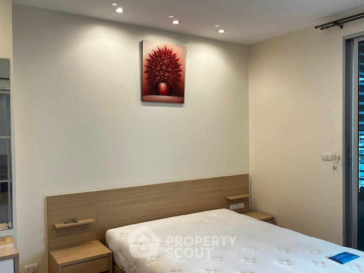 picture 1-BR Condo at Rhythm Ratchada near MRT Ratchadaphisek (ID 646157) - 5/16