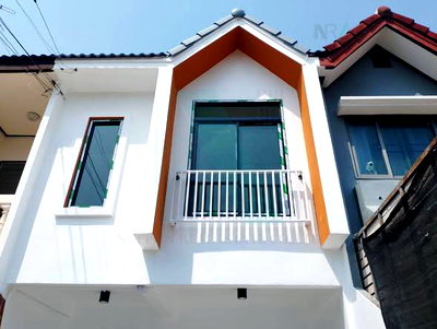 Townhouses for sale Bangkok : 📌 For Sell Town house PHETKASEM 2 TAI 2-story 2 bedroom 2 bathroom