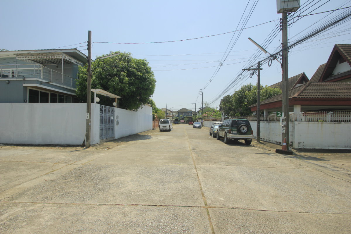 รูป ที่ดินพุทธมณฑลสาย2 ทวีวัฒนา-กาญจนาภิเษก15 ใกล้พระเทพตัดใหม่ หมู่บ้านสินพัฒนาธานี ที่ดินสร้างบ้านถมแล้ว แปลงมุมสวย 100วา เดินทางสะดวกได้หลายเส้นทาง - รูปที่ 16/28