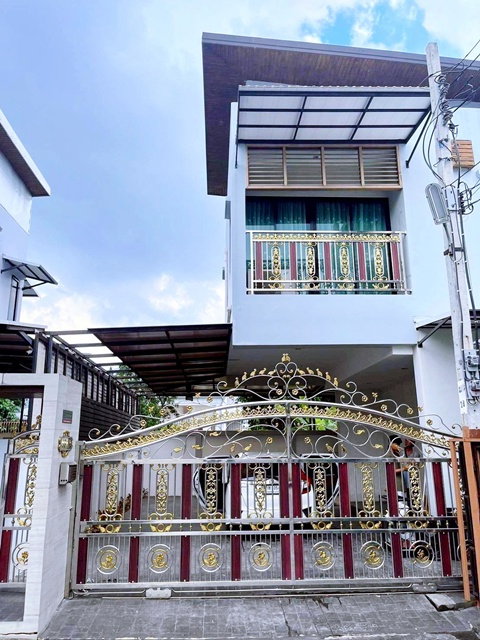 รูป ถ.ชักพระ ใกล้สน.ตลิ่งชัน 500 ม.71ตร.วา. 280 ตร.ม. บ้านเดี่ยว 3ชั้น 4 นอนเลียบทางรถไฟ บรมราชชนี ฉิมพลี 4 น้ำ ตลาดน้ำตลิ่งชัน 900ม. - รูปที่ 6/8