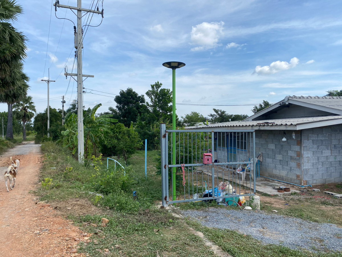 รูป ที่ดินพร้อมบ้านพัก ขนาด 5 ไร่ มีน้ำประปา ไฟฟ้า พร้อมใช้ - รูปที่ 6/7