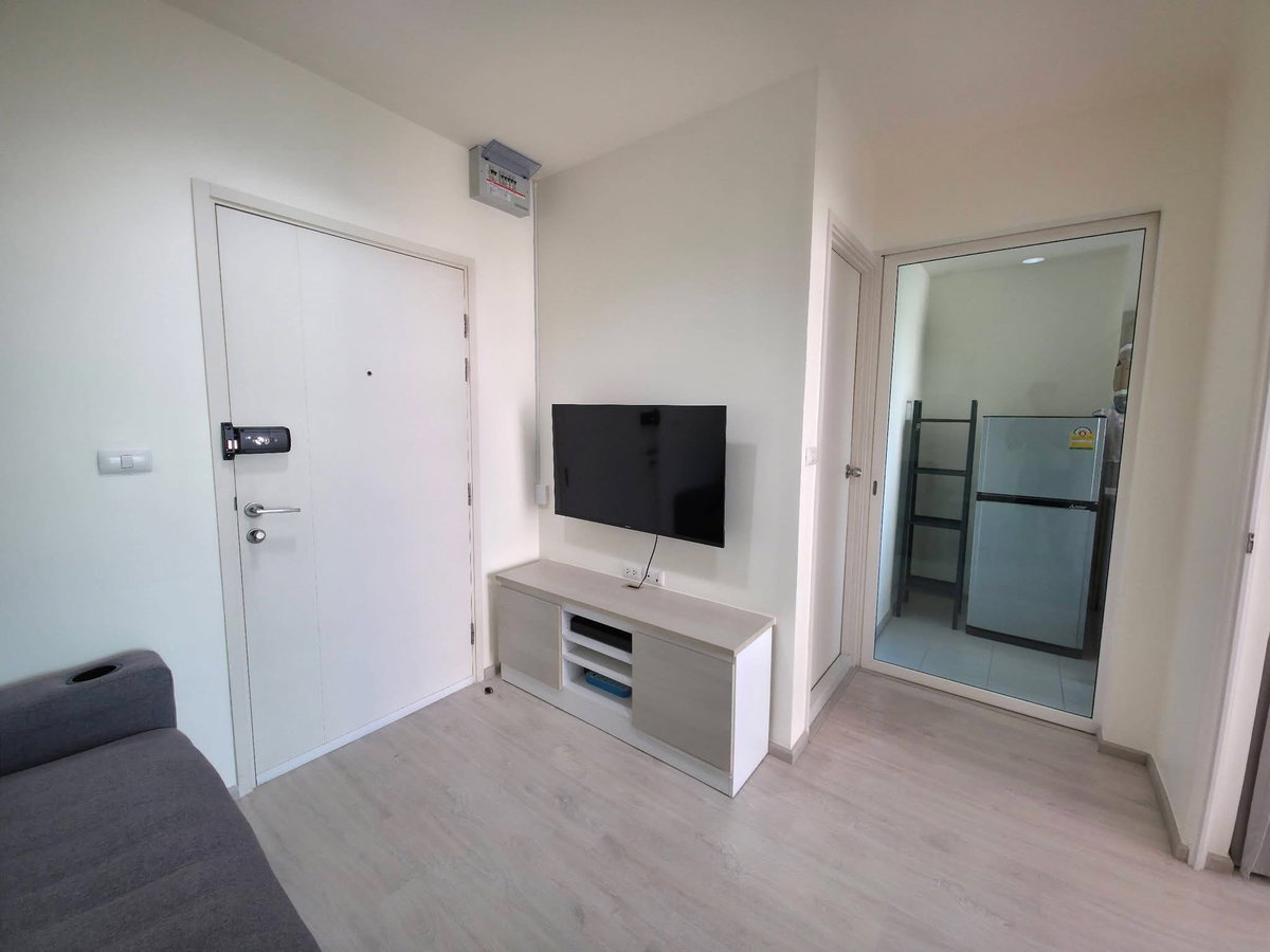 รูป ⚡️ให้เช่า คอนโด aspire รัชดา-วงศ์สว่าง⚡️ ห้องรีโนทเวทใหม่ ไม่ร้อน มีเครื่องซักผ้า ‼️ - รูปที่ 4/17