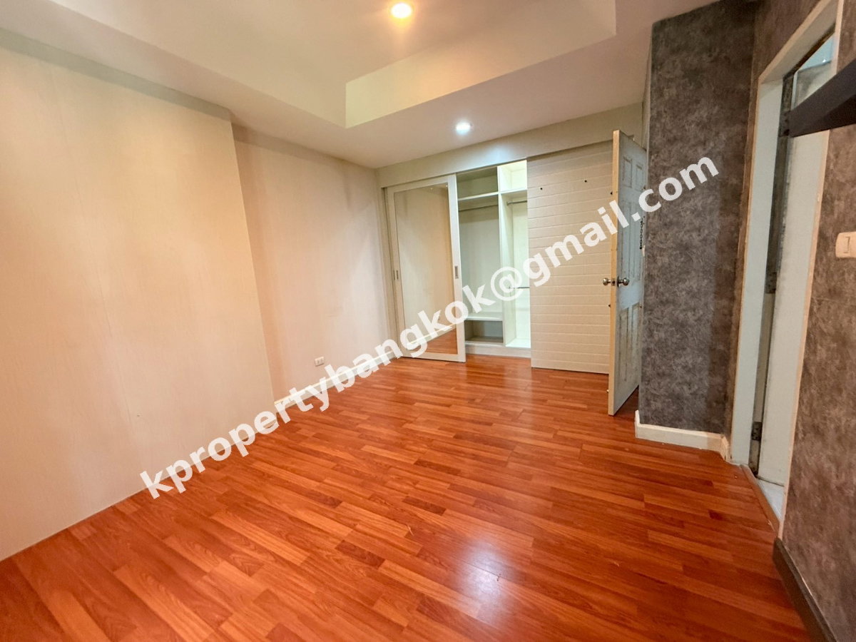 รูป ขายทาวน์โฮม 3.5 ชั้น The Metro Rama 9 ใกล้รถไฟฟ้า ใกล้มอเตอร์เวย์ 200 ตร.ม. ราคา 3.99 ล้าน - รูปที่ 15/32