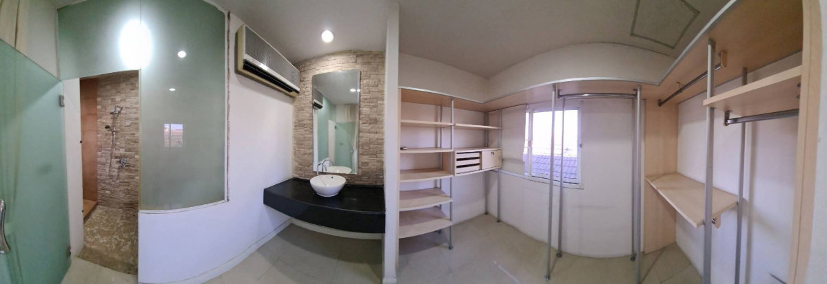 รูป ขายด่วน 28 ล้านบาท ค่าโอนผู้ซื้อออก ยินดีรับนายหน้า ให้ค่าคอม 1 ล้านบาท (เงื่อนไขเป็นไปตามที่ตกลง) เจ้าของขายเอง ติดต่อโทรเท่านั้น กนก 063-993-6966 - รูปที่ 11/26