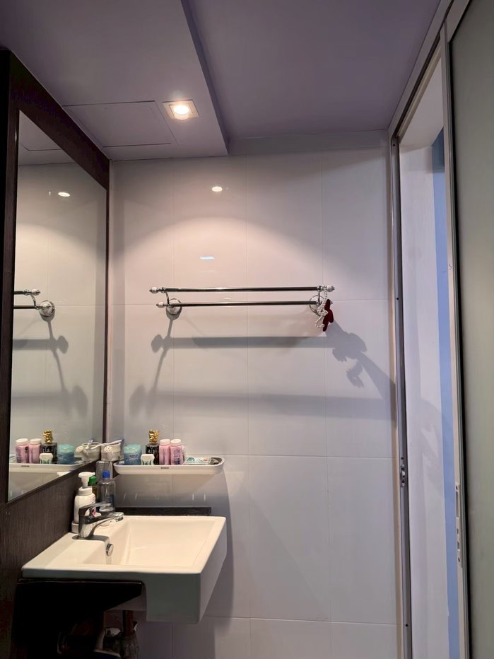 รูป C Style Condo For Sale , 1 bedroom 1 bathroom, 28sqm. Fully Furnished - รูปที่ 7/9