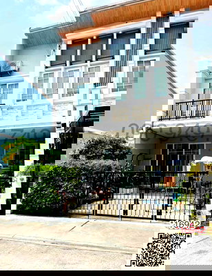 ทาวน์โฮมให้เช่า : เช่า ทาวน์โฮม 2 ชั้น ขนาด 4 ห้องนอน Golden Town 2 ลาดพร้าว-เกษตรนวมินทร์ หลังริม