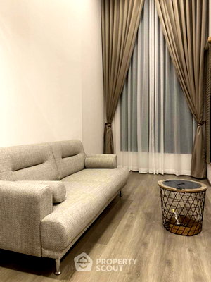 Condos for sale : 200m To MRT Huai Khwang | 1-BR At SOHO Bangkok Ratchada (ID 1466084)