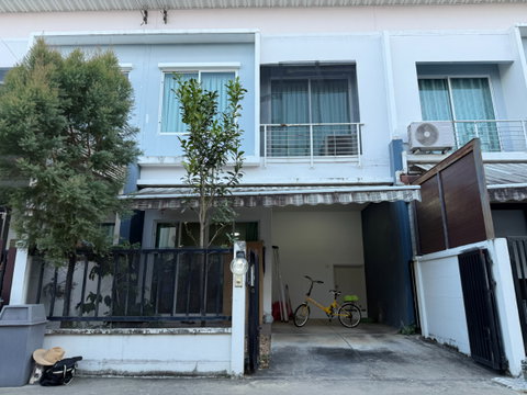 Townhome zone Rama 5  and Pinklaow on sale 2780000 bath
