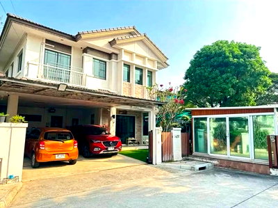 Houses for sale Bangkok : 🔥 Luxury Family Home by the Lake | Watcharapol – Saimai Area 🔥 📍 Mantana Lake Watcharapol (by Land & Houses)