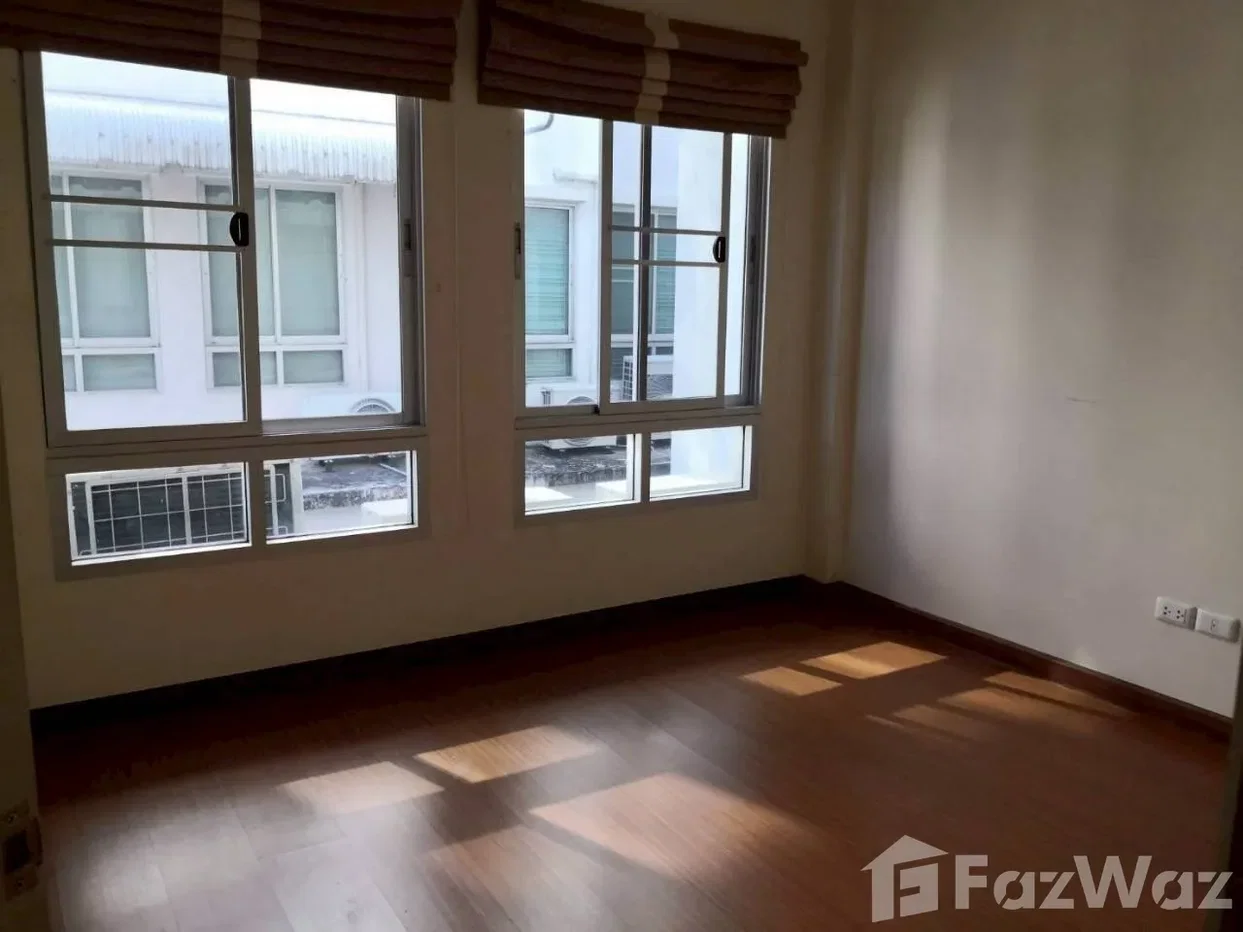 รูป บ้านเดี่ยวให้เช่า 3 ห้องนอน ในโครงการ บ้านกลางเมือง เออบาเนี่ยน ศรีนครินทร์ 46/1 6147998 - รูปที่ 10/14