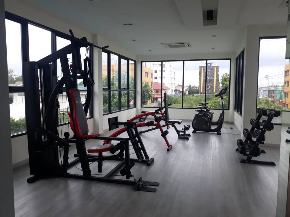 รูป คอนโด/หอพัก ให้เช่า ติดรถไฟฟ้า มีนบุรี รามคำแหง 1 ห้องนอน 1 ห้องน้ำ (ห้องใหม่มาก)   - รูปที่ 4/6