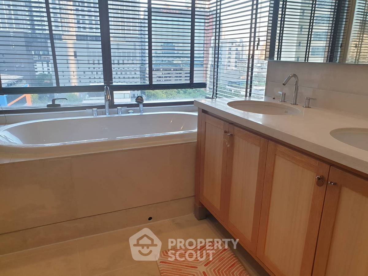 รูป คอนโด 2-ห้องนอน ที่ ดิ เอ็มโพริโอ เพลส ใกล้ BTS พร้อมพงษ์ (ID 794167) - รูปที่ 15/32