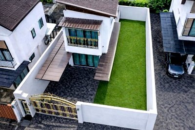 บ้านเดี่ยวให้เช่า : เลียบทางรถไฟ บรมราชชนี ฉิมพลี 4 นอน 4 น้ำ ถ.ชักพระ ใกล้สน.ตลิ่งชัน 500 ม.71ตร.วา. 280 ตร.ม. บ้านเดี่ยว 2.5ชั้น ตลาดน้ำตลิ่งชัน 900ม.