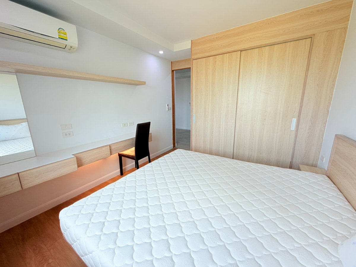 รูป ให้เช่า 2 ห้องนอน เฟอร์นิเจอร์ครบ วิวสนามกลอฟ V Condo ศาลายา  - รูปที่ 3/9