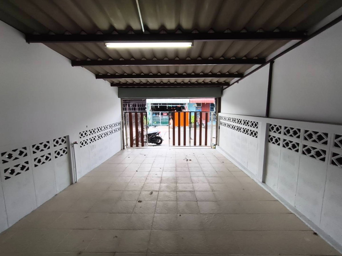 รูป ขายบ้านทาวน์เฮ้าชั้นเดียวถนน 9 กิโล ใกล้ถนนเส้นหลัก  - รูปที่ 3/10