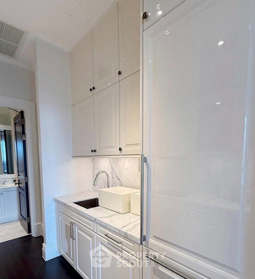 รูป คอนโด 2-ห้องนอน ที่ 98 ไวร์เลส ใกล้ BTS เพลินจิต (ID 2758510) - รูปที่ 2/8