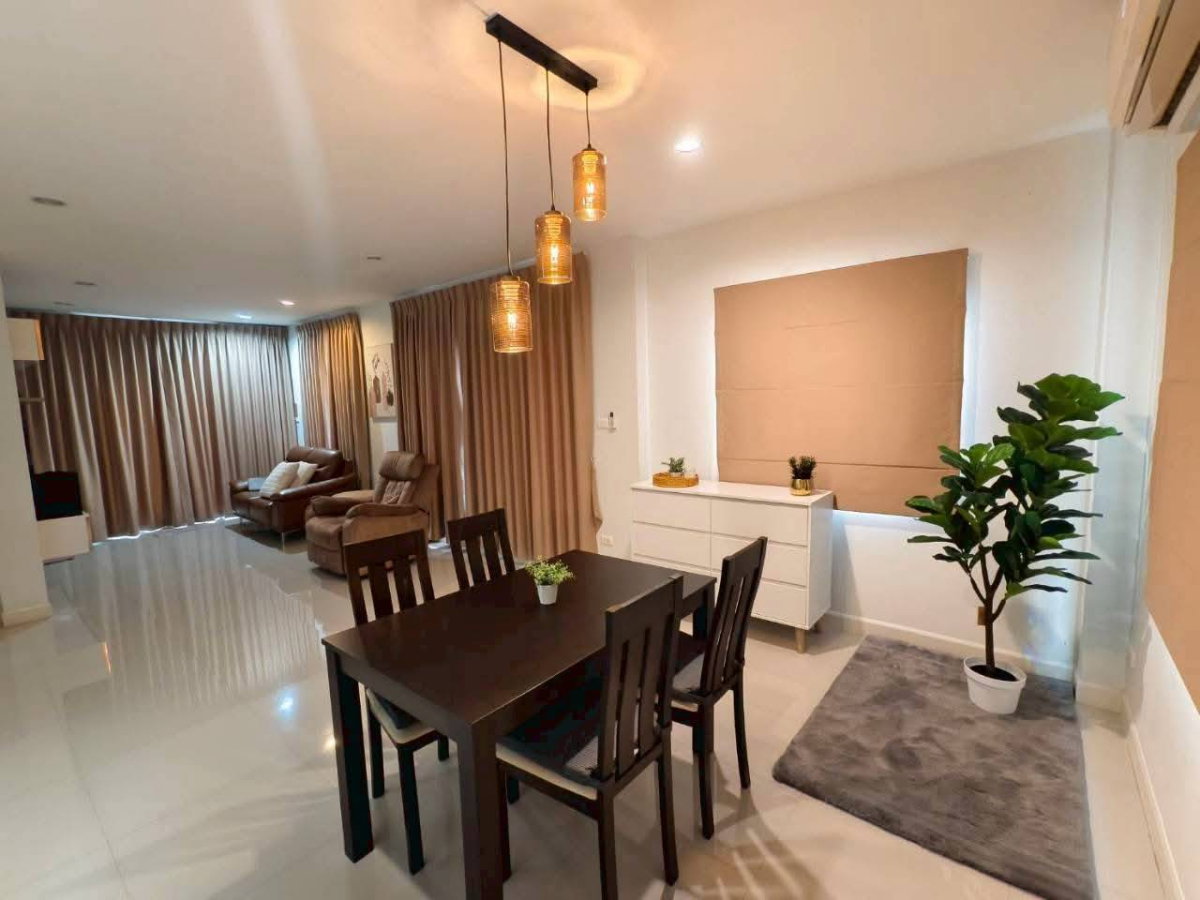 รูป บ้านเช่าทำเลดี ใกล้โรงเรียนนานาชาติ (Urbana 5) สารภี-เชียงใหม่ เฟอร์นิเจอร์และเครื่องใช้ไฟฟ้าครบ (R997) T.0946511456 - รูปที่ 5/12