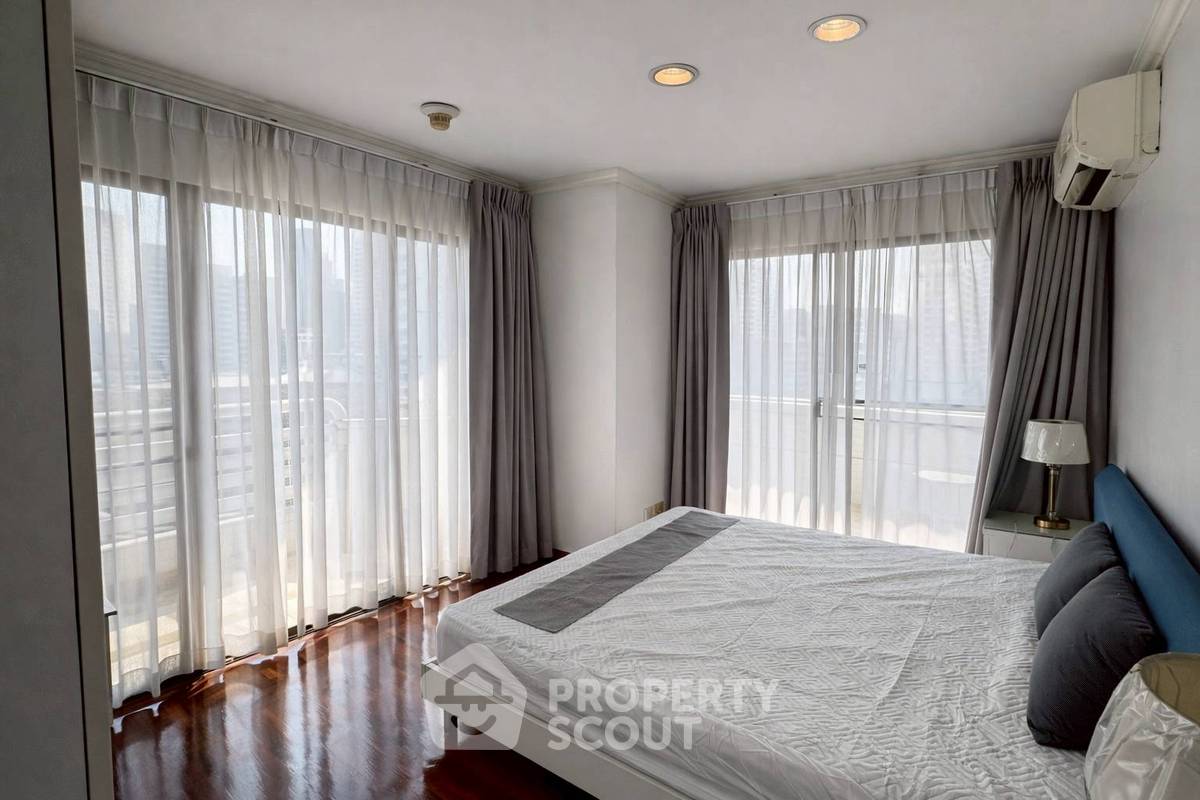 รูป คอนโด 3-ห้องนอน ที่ ริชมอนด์ พาเลส คอนโดมิเนียม ใกล้ BTS พร้อมพงษ์ (ID 2768899) - รูปที่ 7/17