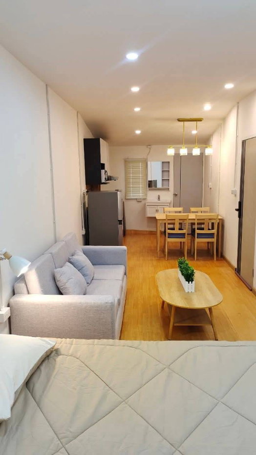 รูป ขายบ้าน 3 ชั้น ในเมืองเชียงใหม่ ย่านสันติธรรม ตกแต่งพร้อมอยู่ ทำ Hostel หรือ Airbnb ได้ (H398) T.0946511456 - รูปที่ 7/14