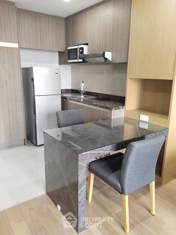 รูป คอนโด 1-ห้องนอน ที่ อาร์ท แอท ทองหล่อ ใกล้ ทองหล่อ (ID 1948497) - รูปที่ 3/12