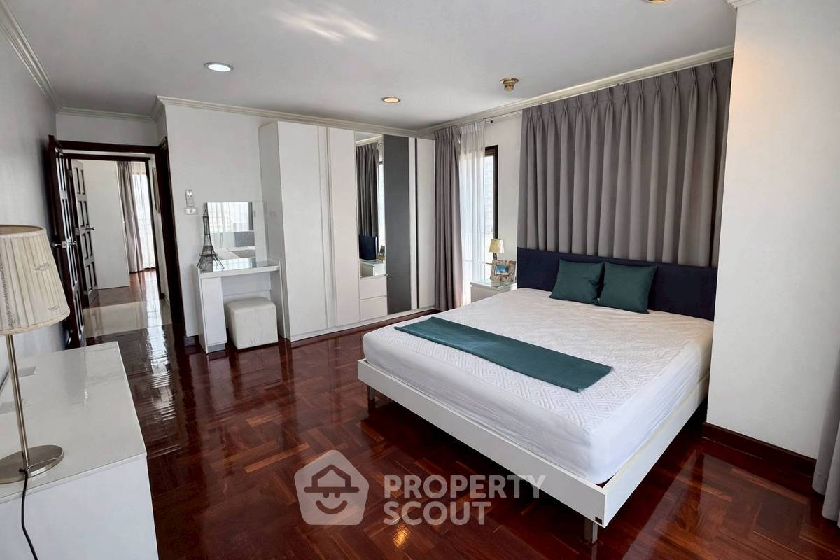 รูป คอนโด 3-ห้องนอน ที่ ริชมอนด์ พาเลส คอนโดมิเนียม ใกล้ BTS พร้อมพงษ์ (ID 2768899) - รูปที่ 12/17