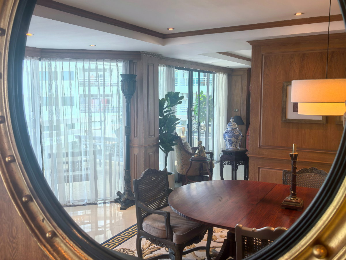 picture Luxurious unit right in beach-front! - 25/36