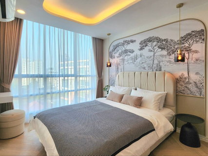 เดอะ คริส รัชดา 4 ห้องสวย พร้อมอยู่ ใกล้รถไฟฟ้า เข้าเมืองง่าย _Do880 . 