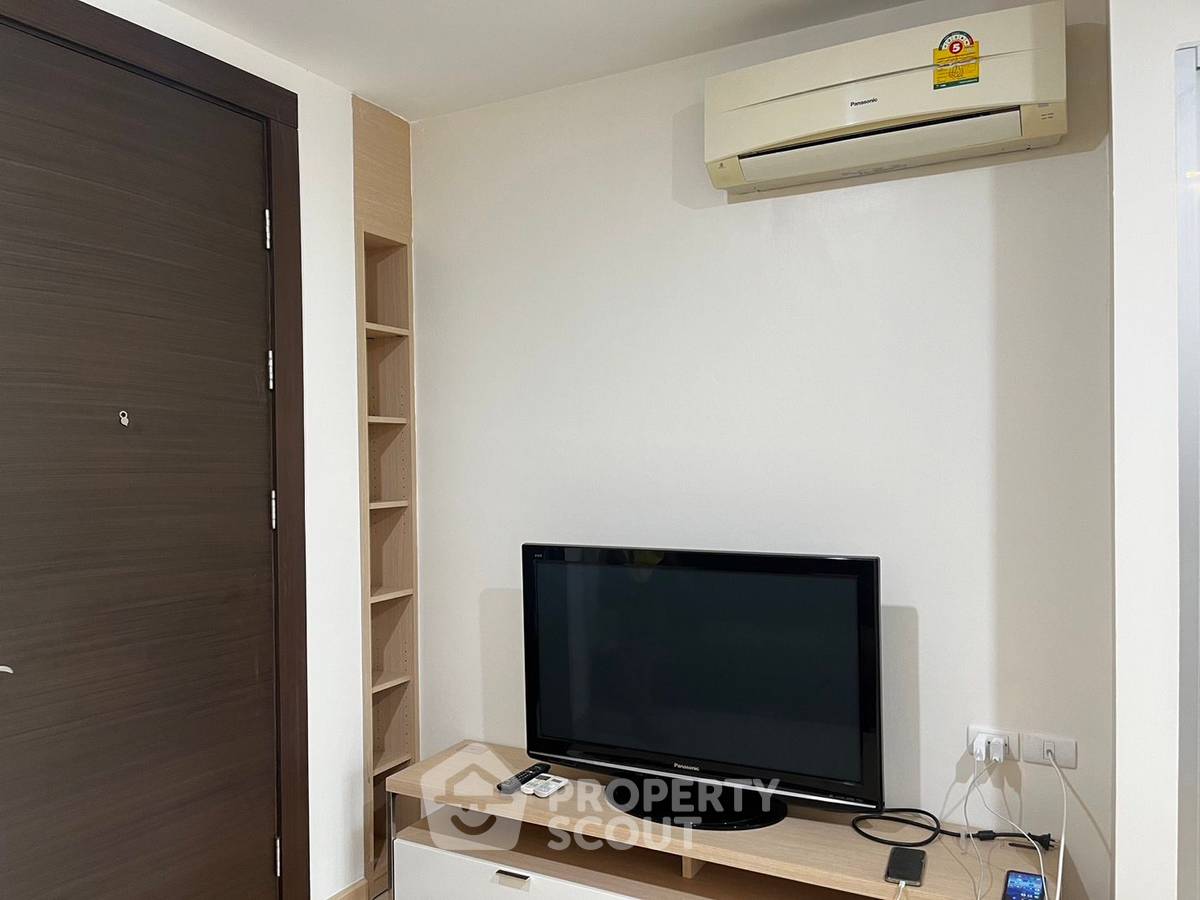 picture 1-BR Condo at Rhythm Ratchada near MRT Ratchadaphisek (ID 646157) - 3/16