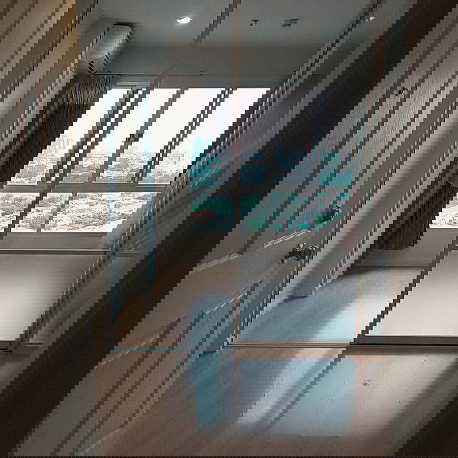 รูป 🍀🍀   (  ห้องว่าง )   ให้เช่า คอนโด ลุมพินี วิลล์ พิบูลสงคราม-ริเวอร์วิว   🍀🍀   ชั้น  18  ขนาด  23 ตร.ม. ตกแต่งครบ  พร้อมเข้าอยู่ - รูปที่ 1/10