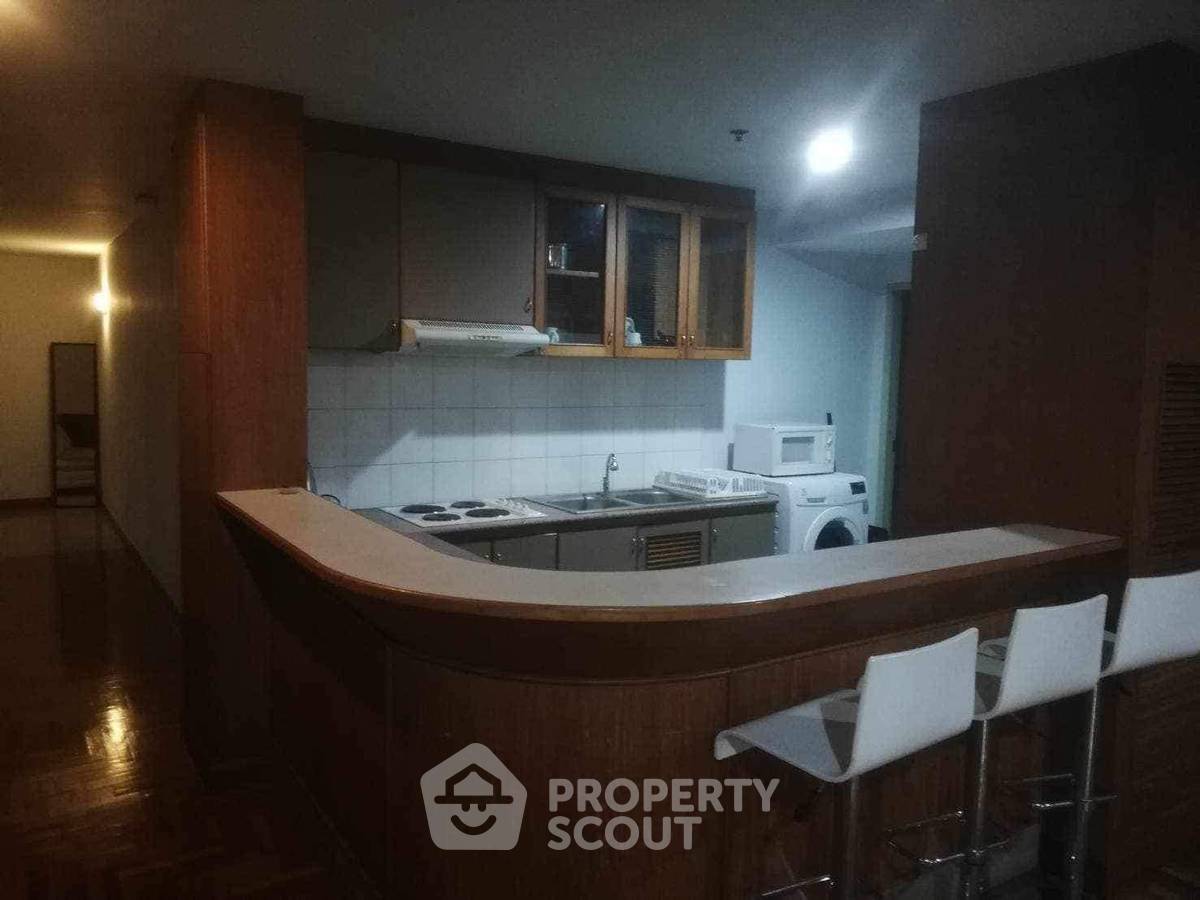 รูป คอนโด 2-ห้องนอน ที่ อโศก เพลส ใกล้ MRT สุขุมวิท (ID 1985648) - รูปที่ 3/6