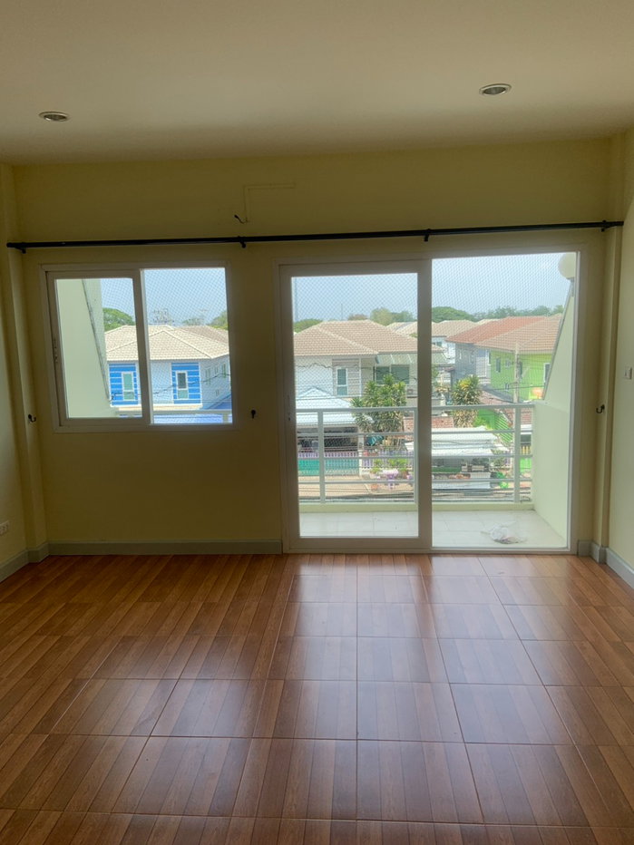 รูป ให้เช่าอาคารพาณิชย์ 2 ชั้นครึ่ง - รูปที่ 14/16