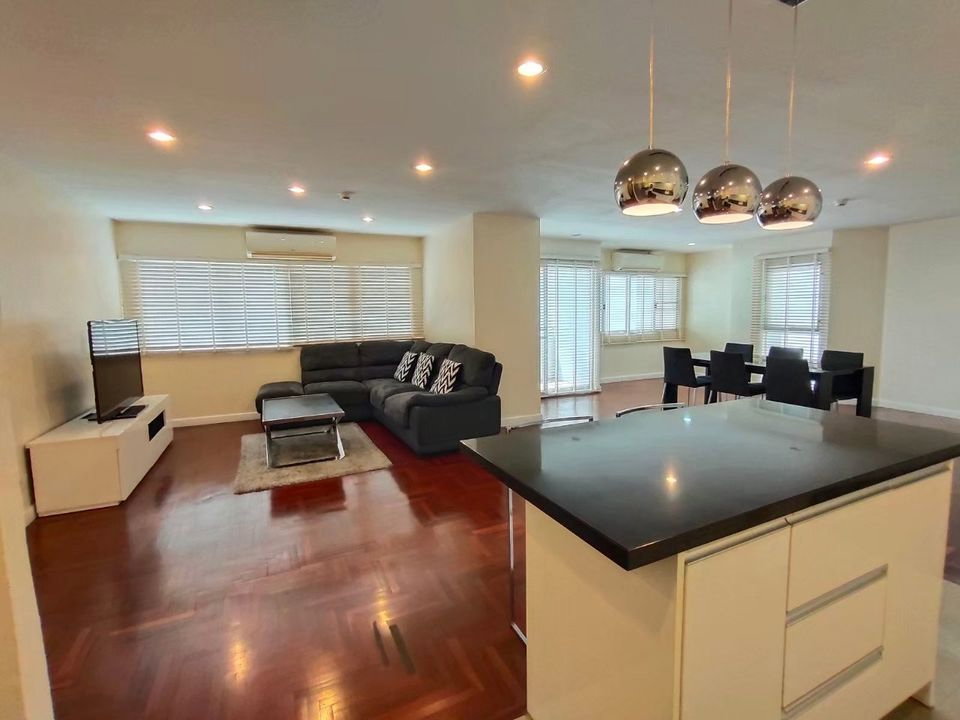 picture Silom Condominium【𝐒𝐄𝐋𝐋 & 𝐑𝐄𝐍𝐓】🔥Clear structure, giving a feeling of stability🔥 Contact Line ID: @hacondo - 7/10